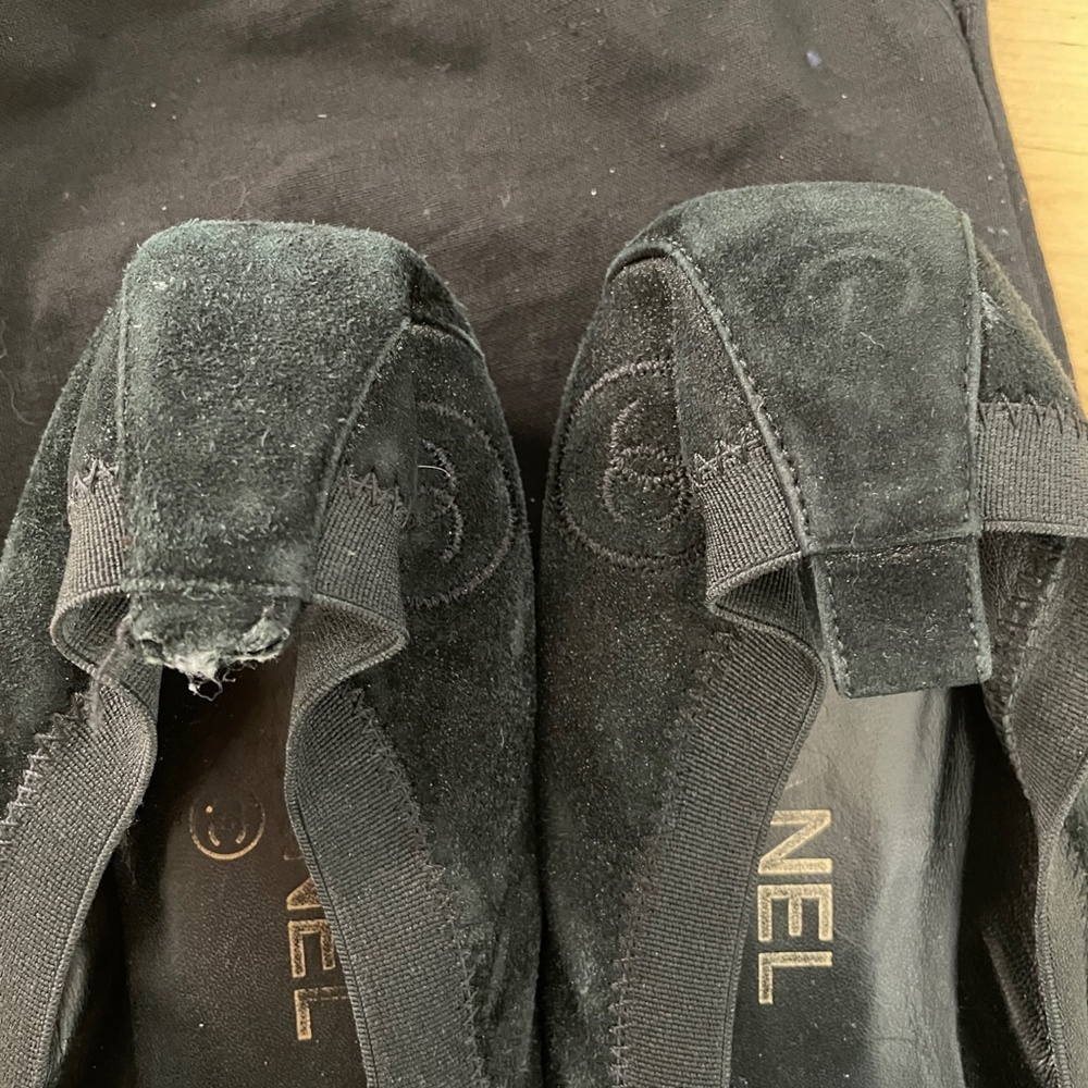 Vintage Chanel Flats - Picture 3 of 3